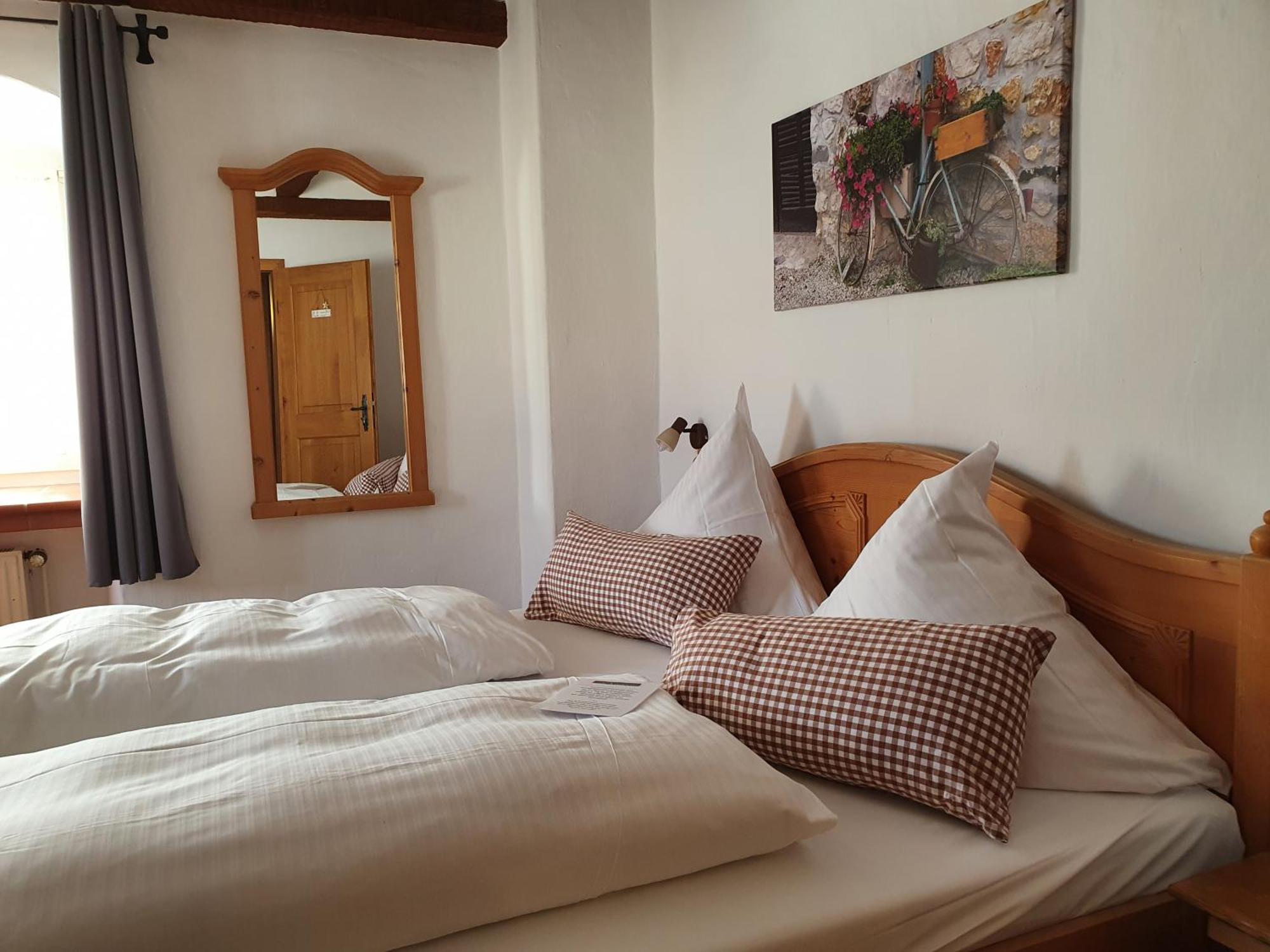 Hotel & Restaurant Huellen Barweiler Luaran gambar
